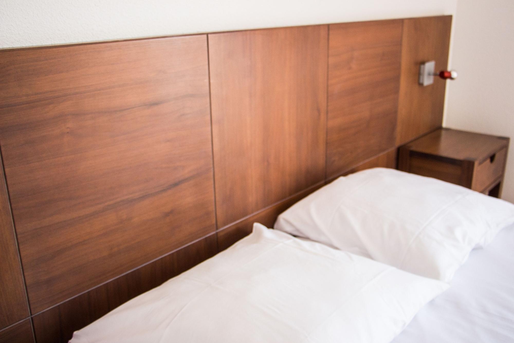 Comfort Aparthotel Lourdes L'Acacia Buitenkant foto
