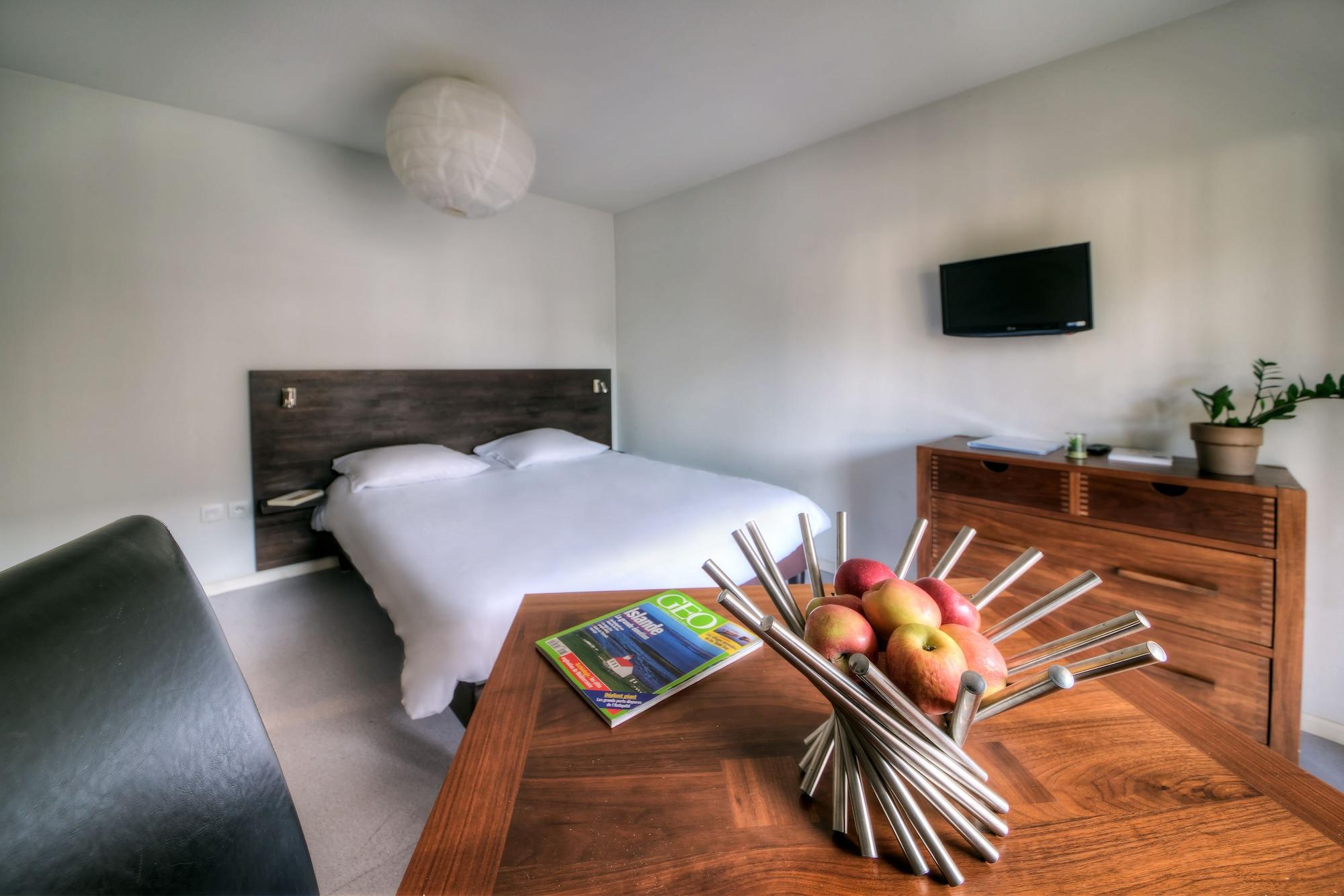 Comfort Aparthotel Lourdes L'Acacia Buitenkant foto