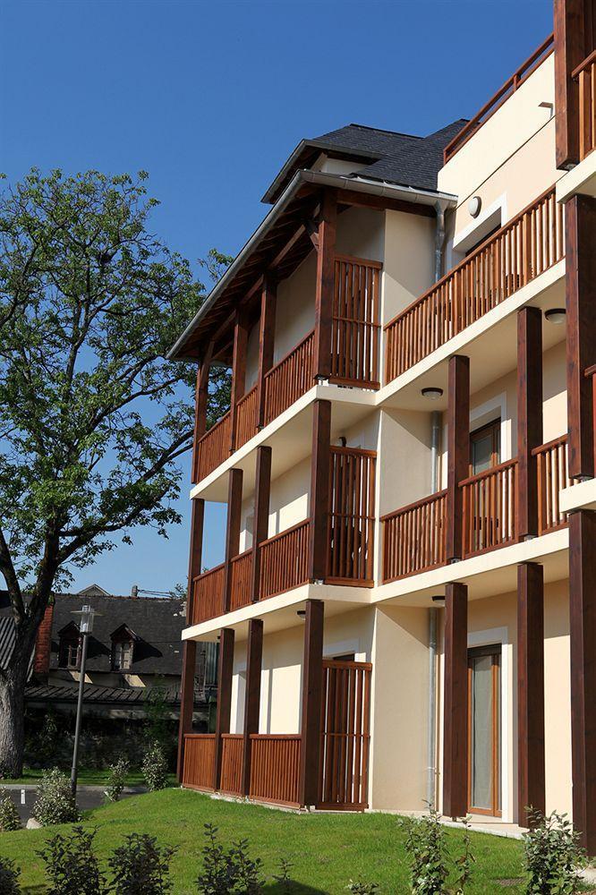 Comfort Aparthotel Lourdes L'Acacia Buitenkant foto