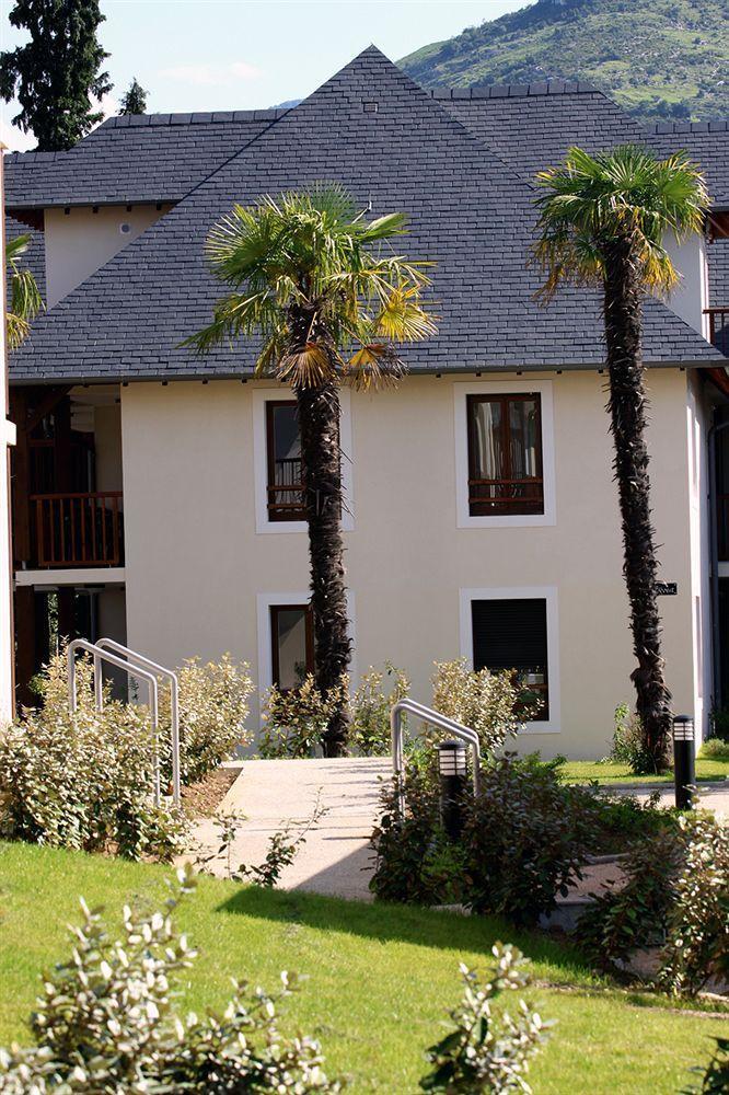 Comfort Aparthotel Lourdes L'Acacia Buitenkant foto