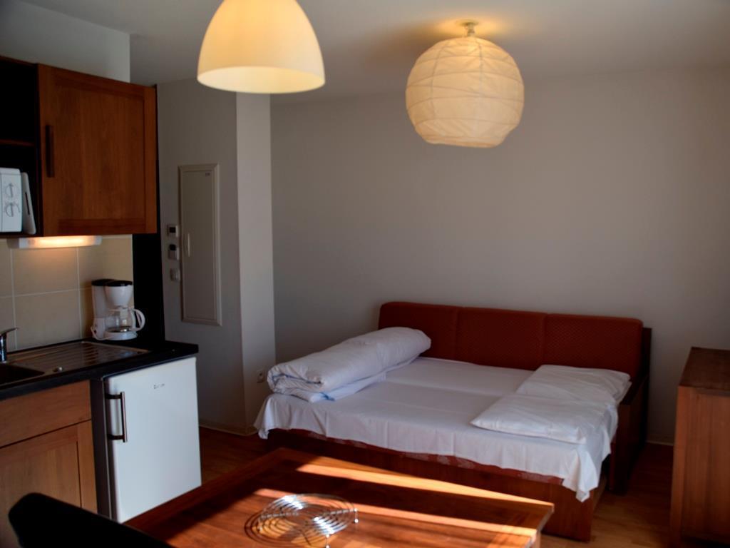 Comfort Aparthotel Lourdes L'Acacia Buitenkant foto