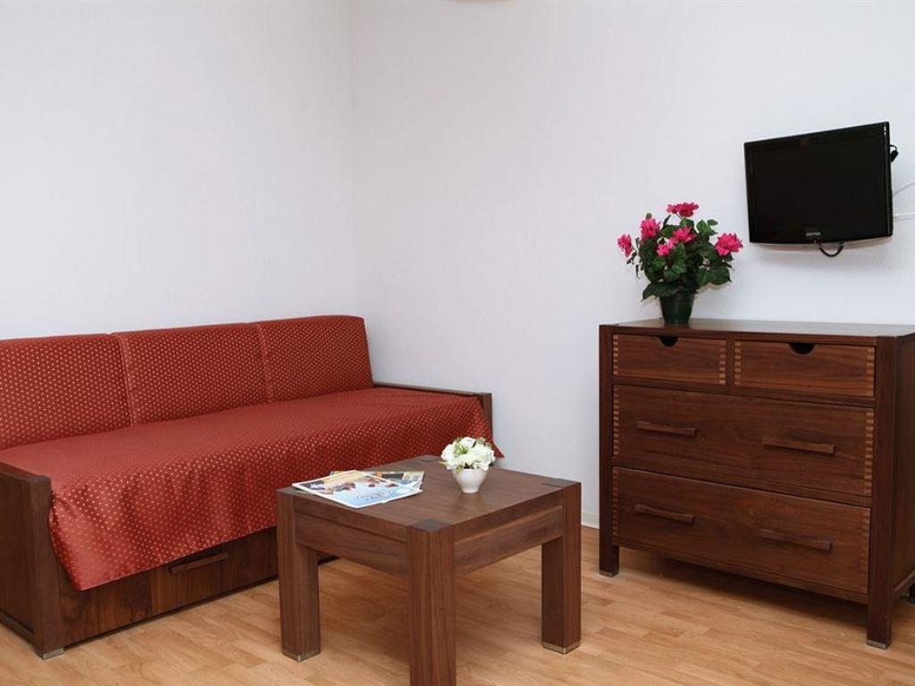 Comfort Aparthotel Lourdes L'Acacia Buitenkant foto