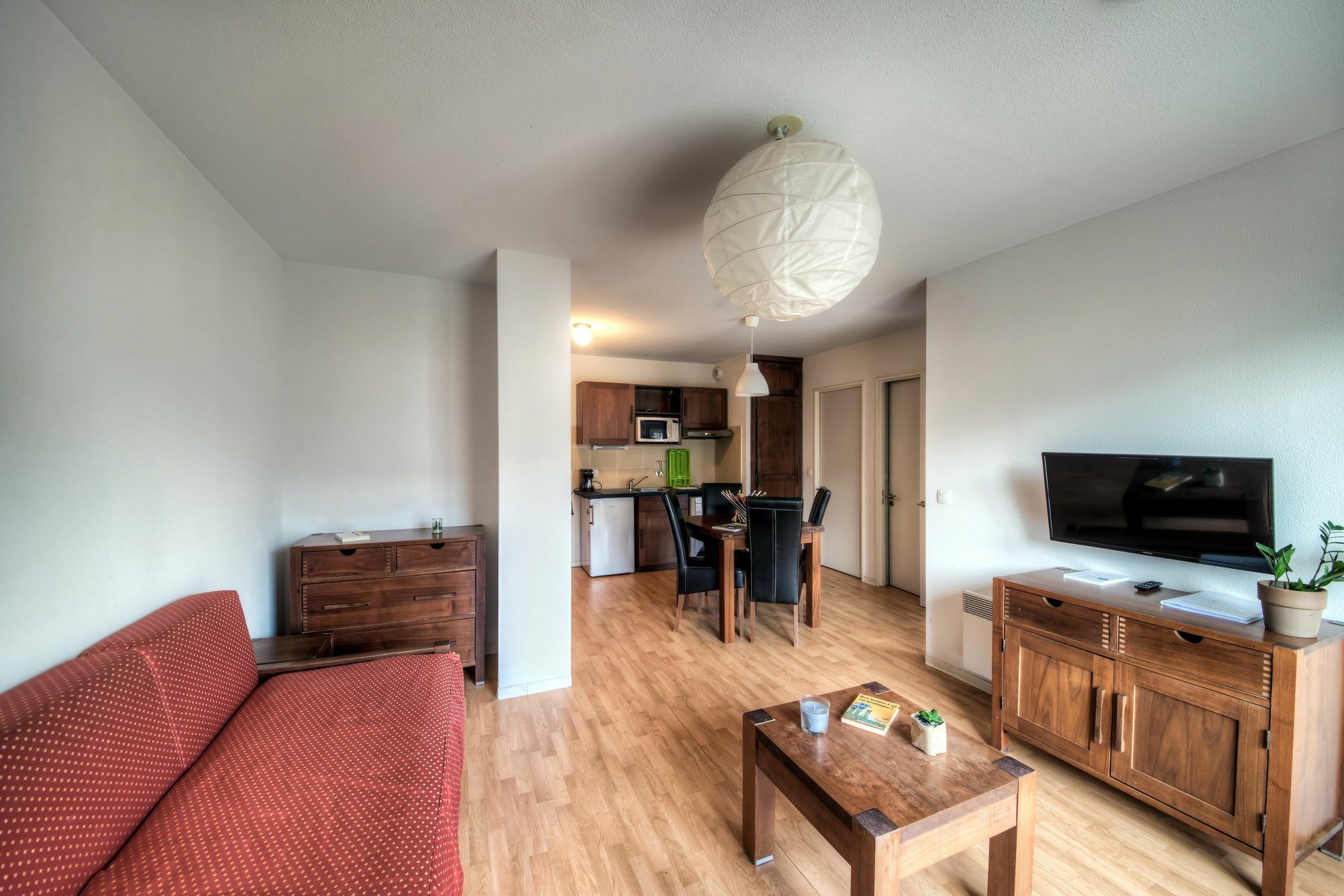 Comfort Aparthotel Lourdes L'Acacia Buitenkant foto